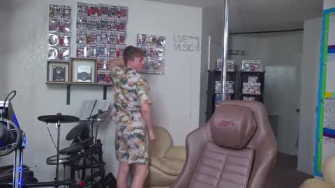 Snapshot of mattcashxxx chatting on March 4, 2:06 am Matt Cash online show from March 4, 2:06 am