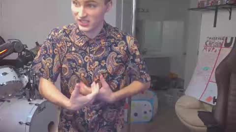 Snapshot of mattcashxxx chatting on October 2, 1:12 am Matt Cash online show from October 2, 1:12 am