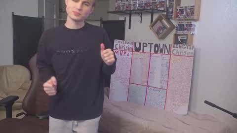 Snapshot of mattcashxxx chatting on October 14, 1:06 am Matt Cash online show from October 14, 1:06 am