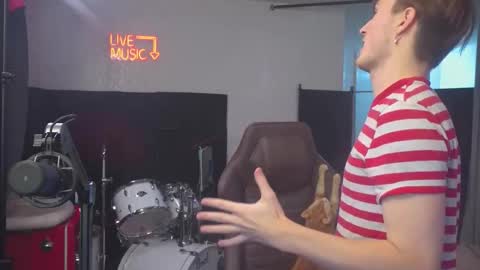 Snapshot of mattcashxxx chatting on October 21, 1:06 am Matt Cash online show from October 21, 1:06 am