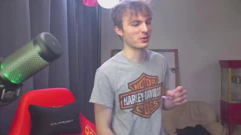 Matt Cash online show from March 2, 2:03 am