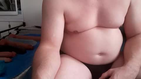 Snapshot of matten80 chatting on February 1, 12:48 pm matten80 online show from February 1, 12:48 pm