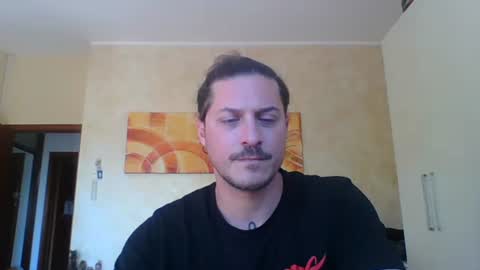 Snapshot of matteushh87 chatting on April 24, 8:50 am matteushh87 online show from April 24, 8:50 am