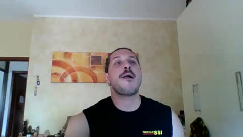 Snapshot of matteushh87 chatting on May 12, 10:23 am matteushh87 online show from May 12, 10:23 am