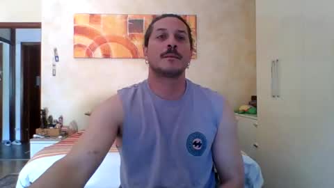 Snapshot of matteushh87 chatting on May 19, 9:48 am matteushh87 online show from May 19, 9:48 am