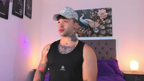 Matthew INDEPENDENT MODEL online show from April 2, 3:37 am