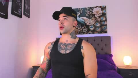 Matthew INDEPENDENT MODEL online show from April 5, 3:36 am