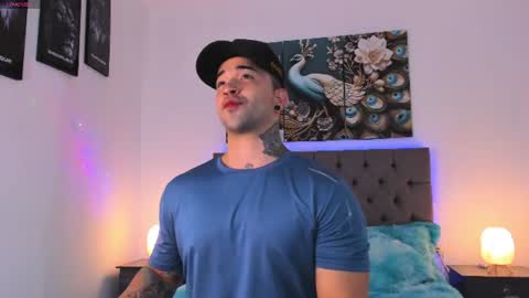 Snapshot of matthew_colee chatting on June 23, 2:09 am Matthew INDEPENDENT MODEL online show from June 23, 2:09 am