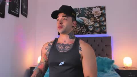Snapshot of matthew_colee chatting on July 9, 2:04 am Matthew INDEPENDENT MODEL online show from July 9, 2:04 am