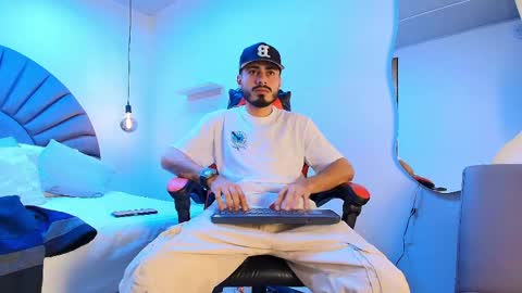 Matthew online show from March 1, 2:35 am