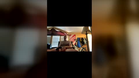 Snapshot of matthewhusby chatting on May 31, 10:33 pm MH online show from May 31, 10:33 pm