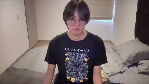Snapshot of matti_mendez_ chatting on June 3, 3:17 pm Matti Mendez online show from June 3, 3:17 pm