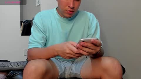 mattiwsmorris_ online show from February 18, 1:34 am