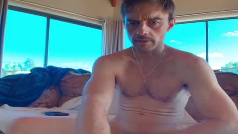 mattlesnake_101 online show from December 21, 10:06 pm