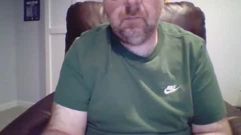Snapshot of mattn4fun69 chatting on May 20, 2:18 am mattn4fun69 online show from May 20, 2:18 am