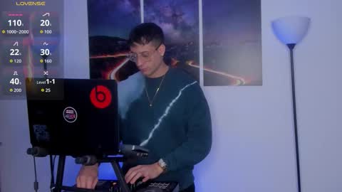 mattsaill_ online show from November 17, 6:52 am