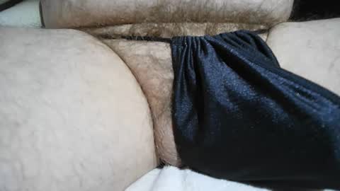 Snapshot of mattty13 chatting on November 5, 2:06 pm Hairy Bud online show from November 5, 2:06 pm