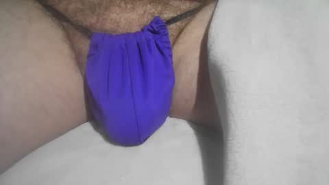 Snapshot of mattty13 chatting on April 16, 5:36 pm Hairy Bud online show from April 16, 5:36 pm