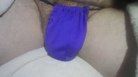Snapshot of mattty13 chatting on April 29, 5:41 pm Hairy Bud online show from April 29, 5:41 pm