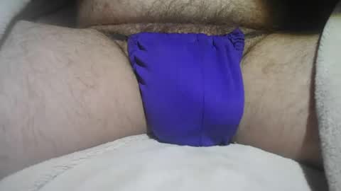 Snapshot of mattty13 chatting on July 20, 12:40 pm Hairy Bud online show from July 20, 12:40 pm