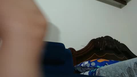 Snapshot of matturewet chatting on December 8, 7:47 am matturewet online show from December 8, 7:47 am