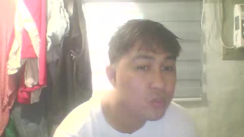 Snapshot of matty040798 chatting on February 22, 9:08 am matty040798 online show from February 22, 9:08 am