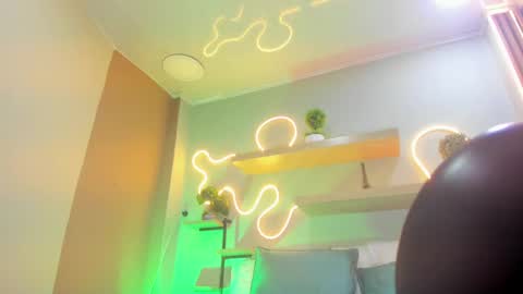  M A T T Y  online show from October 9, 3:37 am