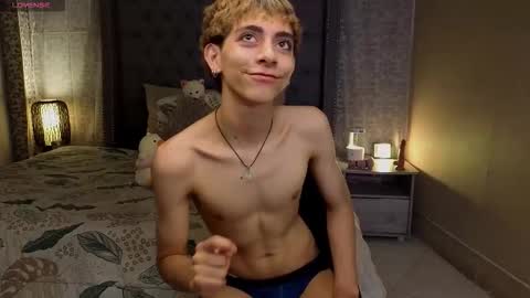 matty_spark online show from December 5, 2:03 pm