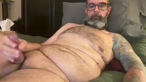 Snapshot of mattybear_76 chatting on October 14, 3:29 am mattybear_76 online show from October 14, 3:29 am