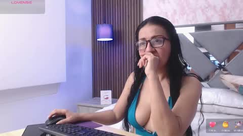 mature_brendaa online show from October 15, 3:17 am