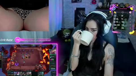 Snapshot of mature_gamer chatting on September 25, 3:38 pm Nath online show from September 25, 3:38 pm