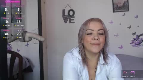 Snapshot of mature_liaa chatting on February 18, 3:10 pm Mature liaa online show from February 18, 3:10 pm