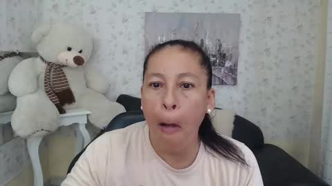 Snapshot of mature_martina_ chatting on April 28, 9:20 pm Martina online show from April 28, 9:20 pm