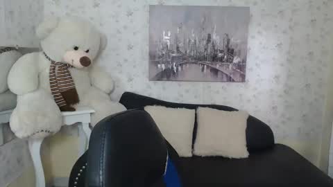 Snapshot of mature_martina_ chatting on May 15, 10:06 pm Martina online show from May 15, 10:06 pm