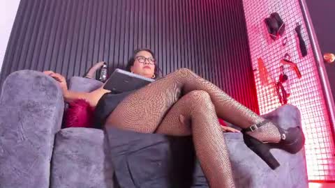 Snapshot of mature_naughty_x chatting on June 11, 2:53 am DEBORA online show from June 11, 2:53 am