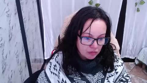 Snapshot of mature_wolf chatting on March 7, 3:39 pm Sonia online show from March 7, 3:39 pm