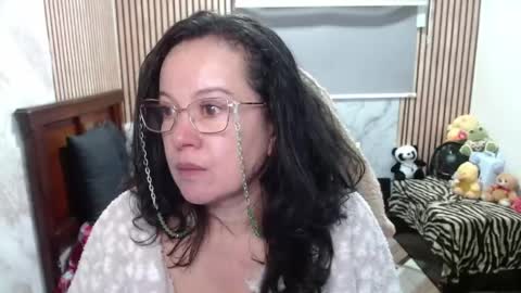 Snapshot of mature_wolf chatting on April 22, 5:14 pm Sonia online show from April 22, 5:14 pm