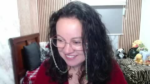 Snapshot of mature_wolf chatting on April 24, 4:20 pm Sonia online show from April 24, 4:20 pm