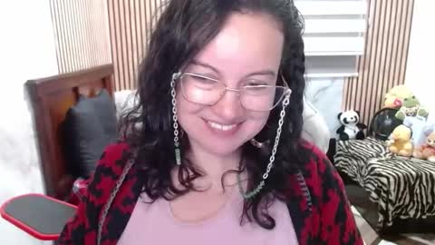 Snapshot of mature_wolf chatting on April 29, 4:22 pm Sonia online show from April 29, 4:22 pm