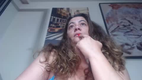Snapshot of matureboobsbig chatting on August 3, 4:33 am matureboobsbig online show from August 3, 4:33 am