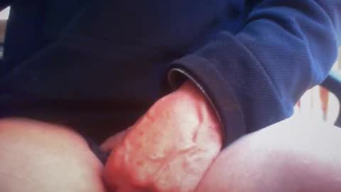 Maturedaddi online show from April 10, 9:47 am