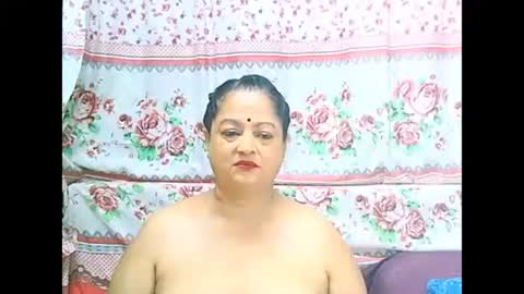 matureindian654u online show from April 15, 7:32 pm