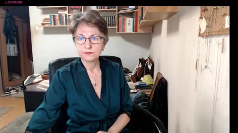 maturekate online show from September 30, 7:24 am