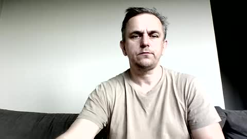 matureontheedge online show from June 14, 6:04 am