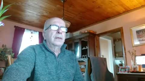 Maurice online show from February 13, 2:20 pm