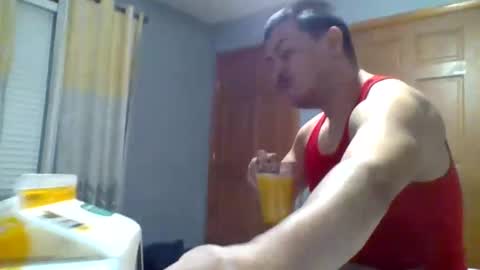 mauricescott online show from April 8, 2:44 am