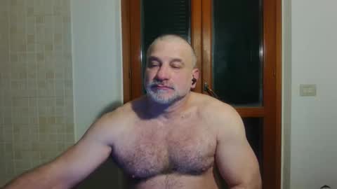 mauro1971 online show from March 21, 10:13 pm