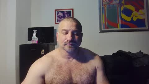 Snapshot of mauro1971 chatting on May 8, 10:09 am mauro1971 online show from May 8, 10:09 am
