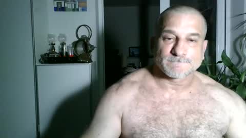 Snapshot of mauro1971 chatting on June 11, 12:54 am mauro1971 online show from June 11, 12:54 am
