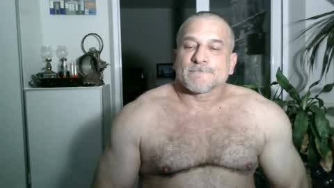 Snapshot of mauro1971 chatting on June 11, 2:53 am mauro1971 online show from June 11, 2:53 am